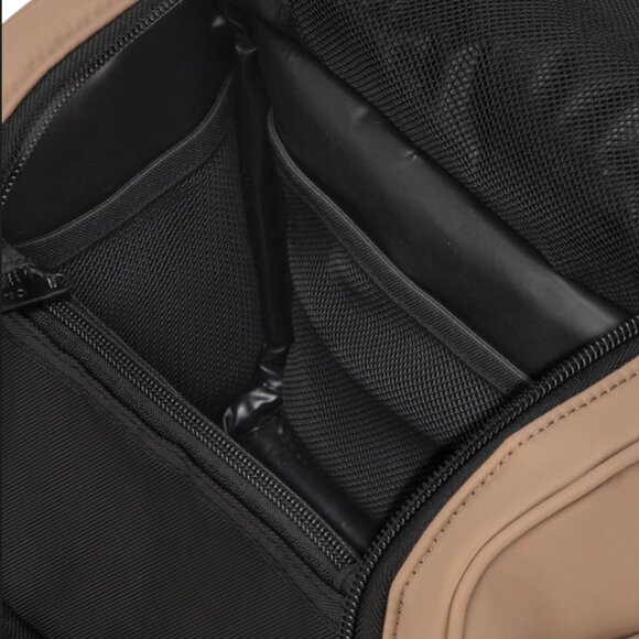 Calpak Luka Hanging Toiletry ✨ - Picture 3 of 10